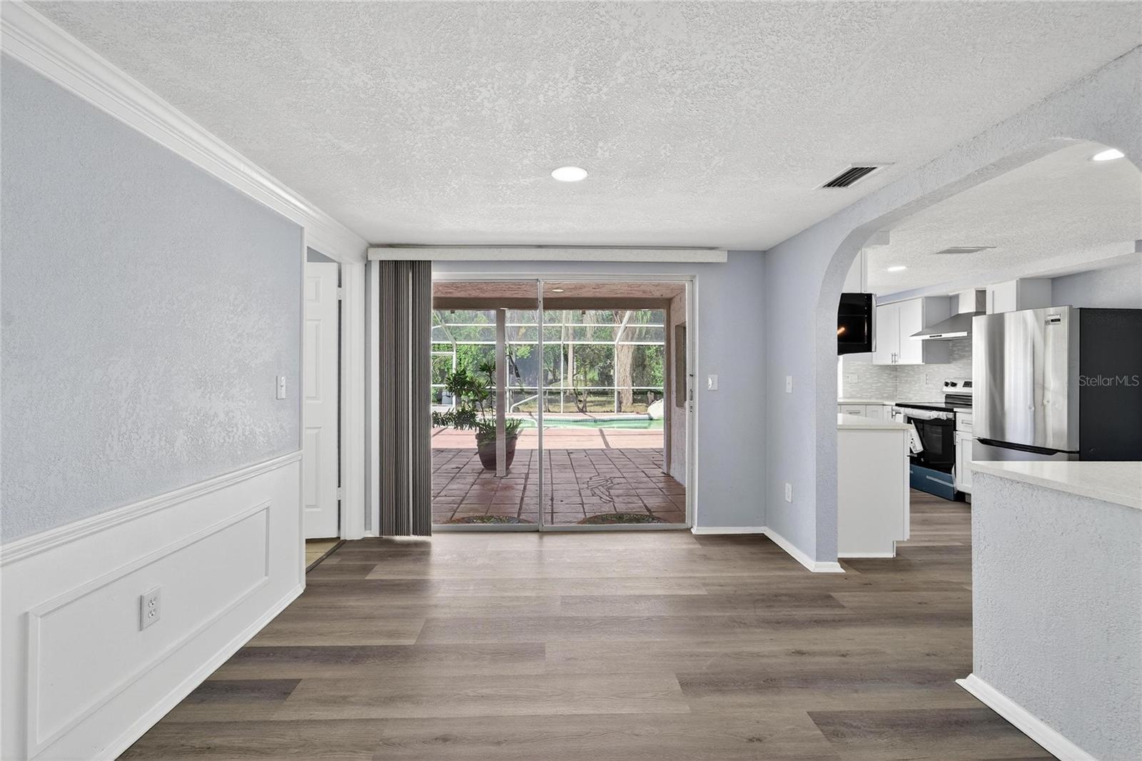 Image 6 of 62 For 8707 Mill Creek Lane E
