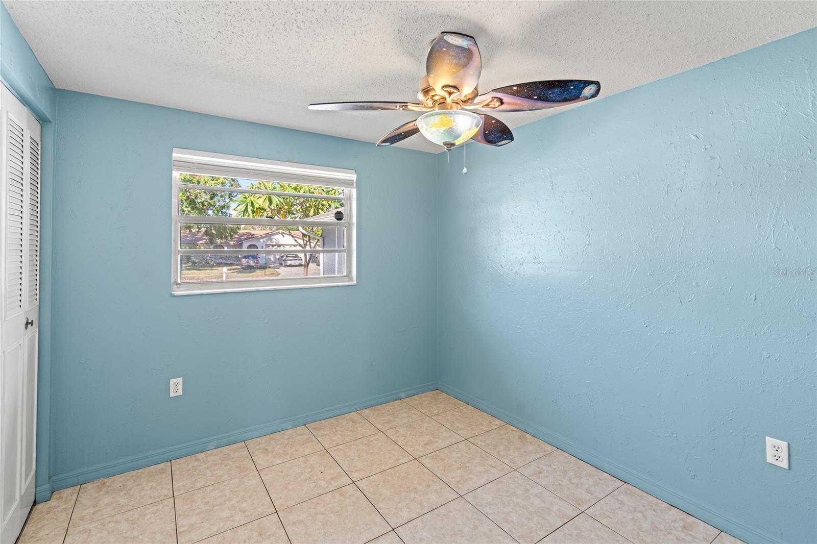 Image 15 of 27 For 6801 Dickinson Court