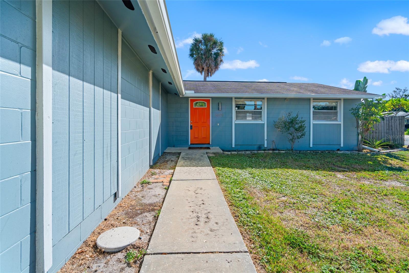 Image 6 of 27 For 6801 Dickinson Court