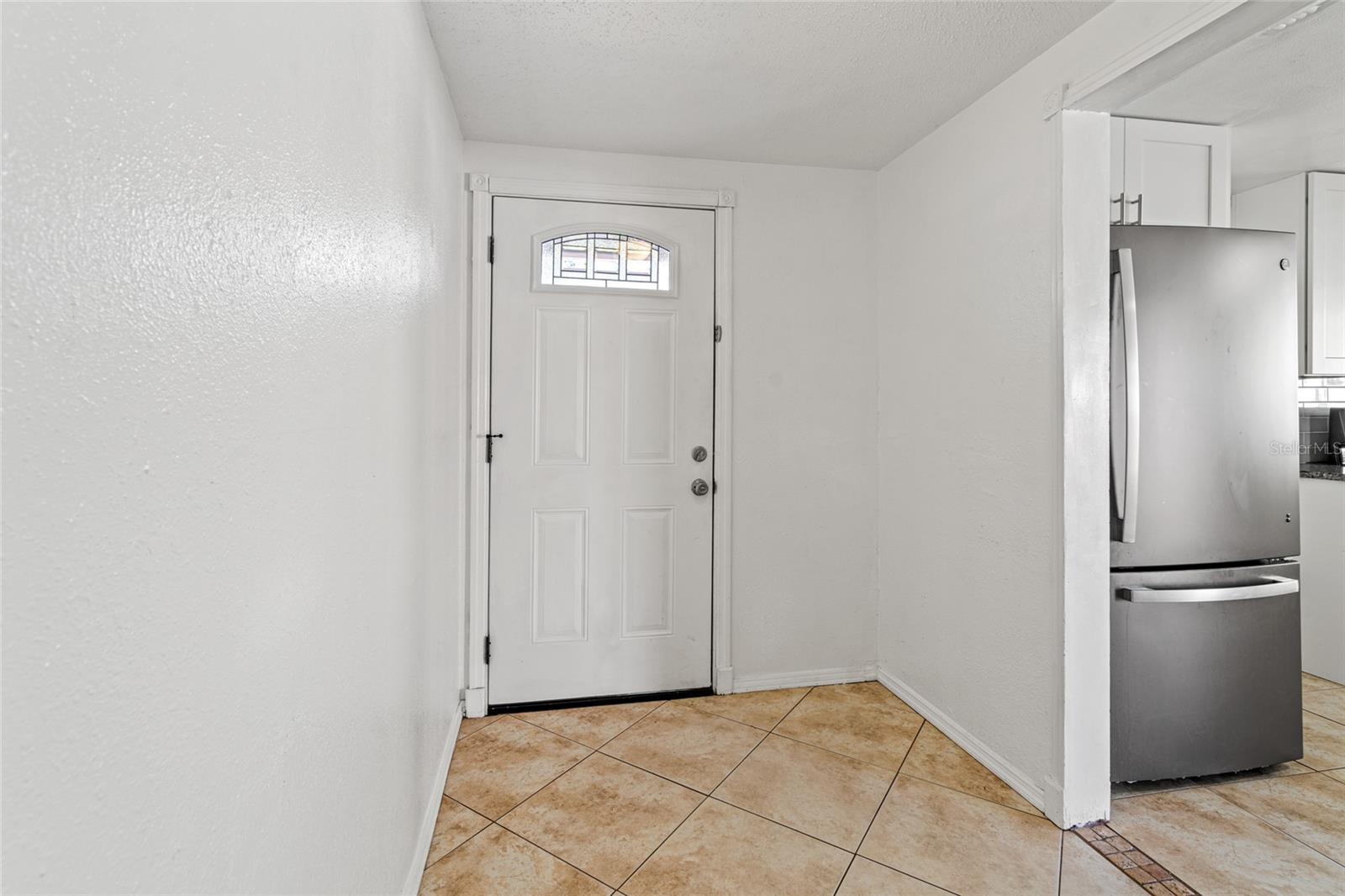Image 7 of 27 For 6801 Dickinson Court