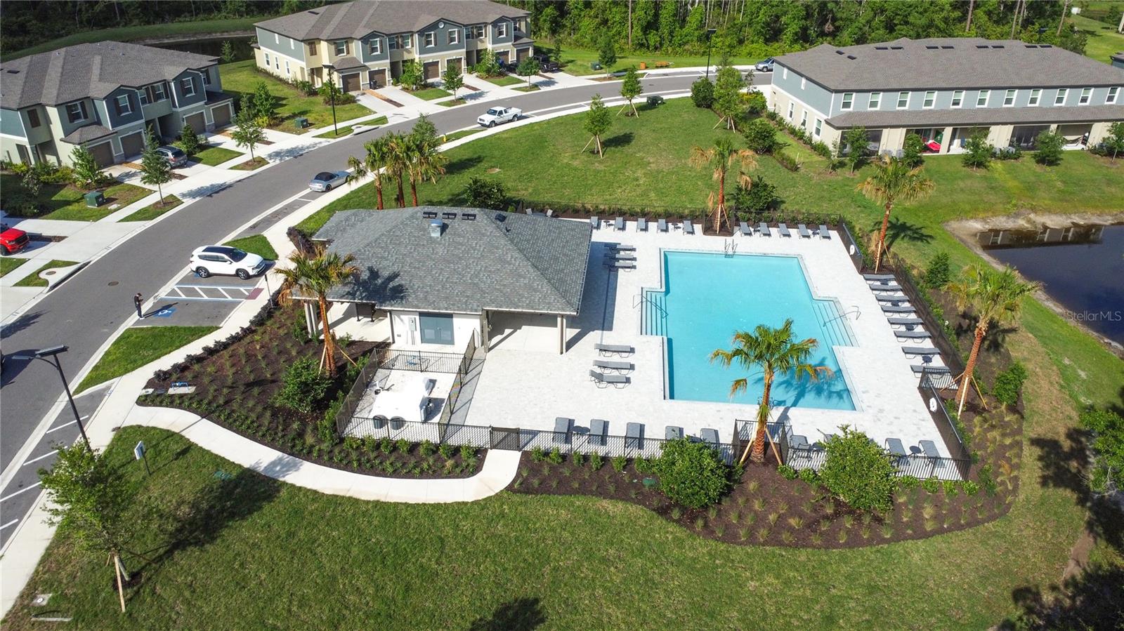 Image 60 of 65 For 11372 Velvet Apricot Drive