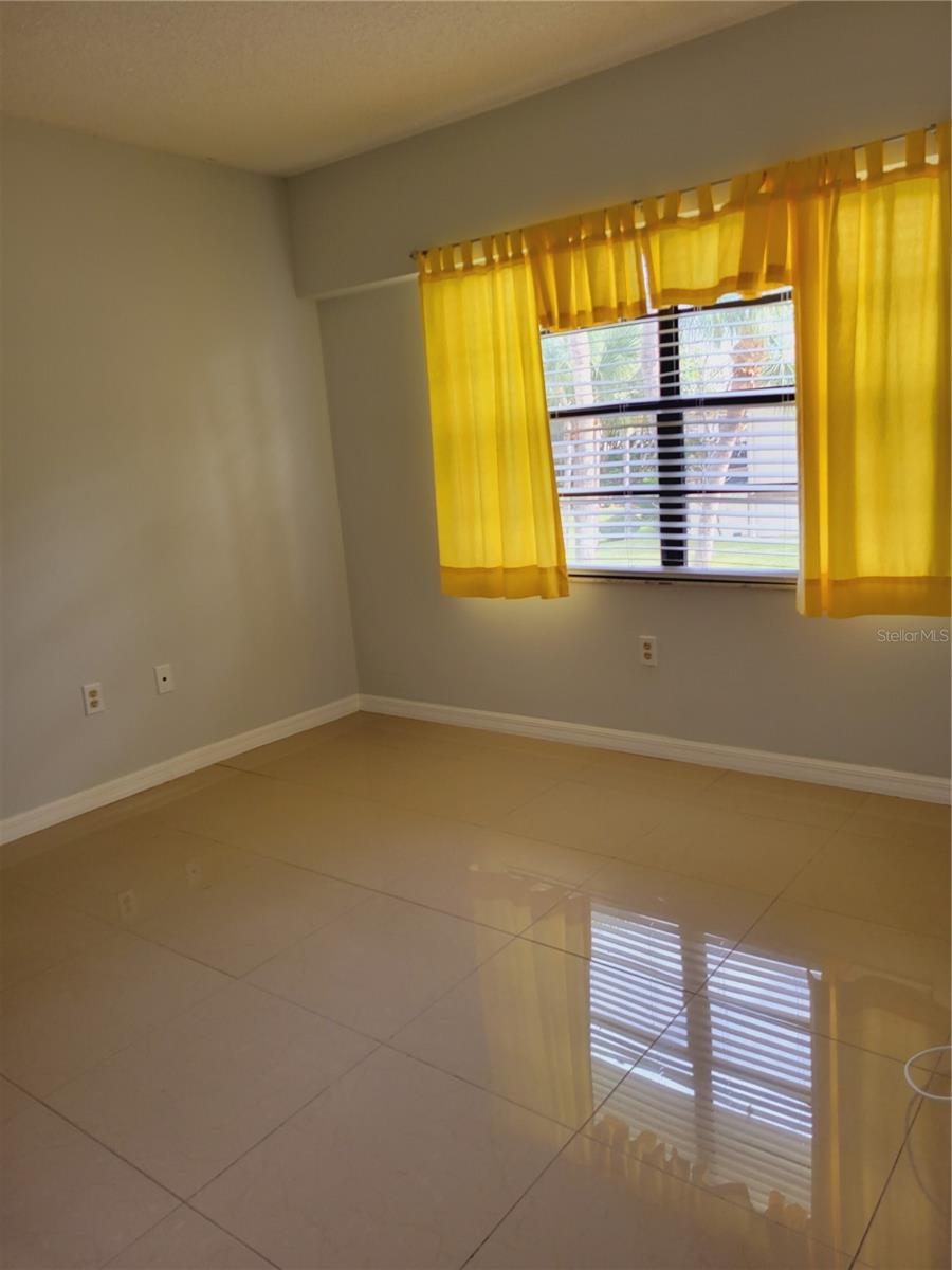 Image 14 of 33 For 9209 Seminole Boulevard 42