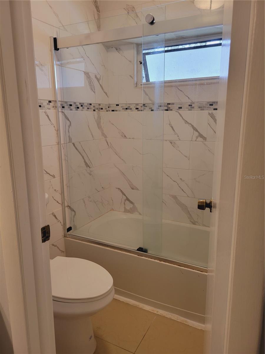 Image 16 of 33 For 9209 Seminole Boulevard 42