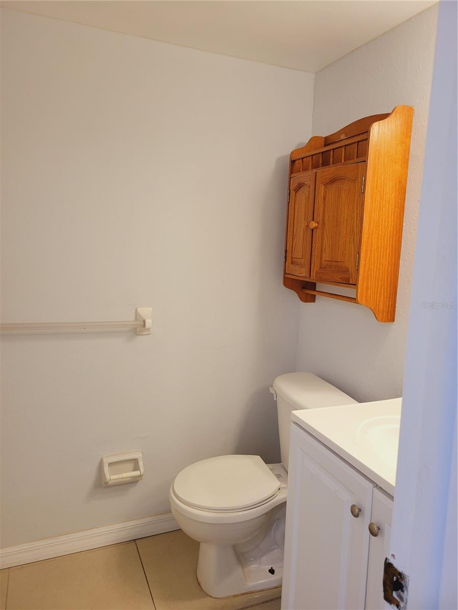 Image 24 of 33 For 9209 Seminole Boulevard 42