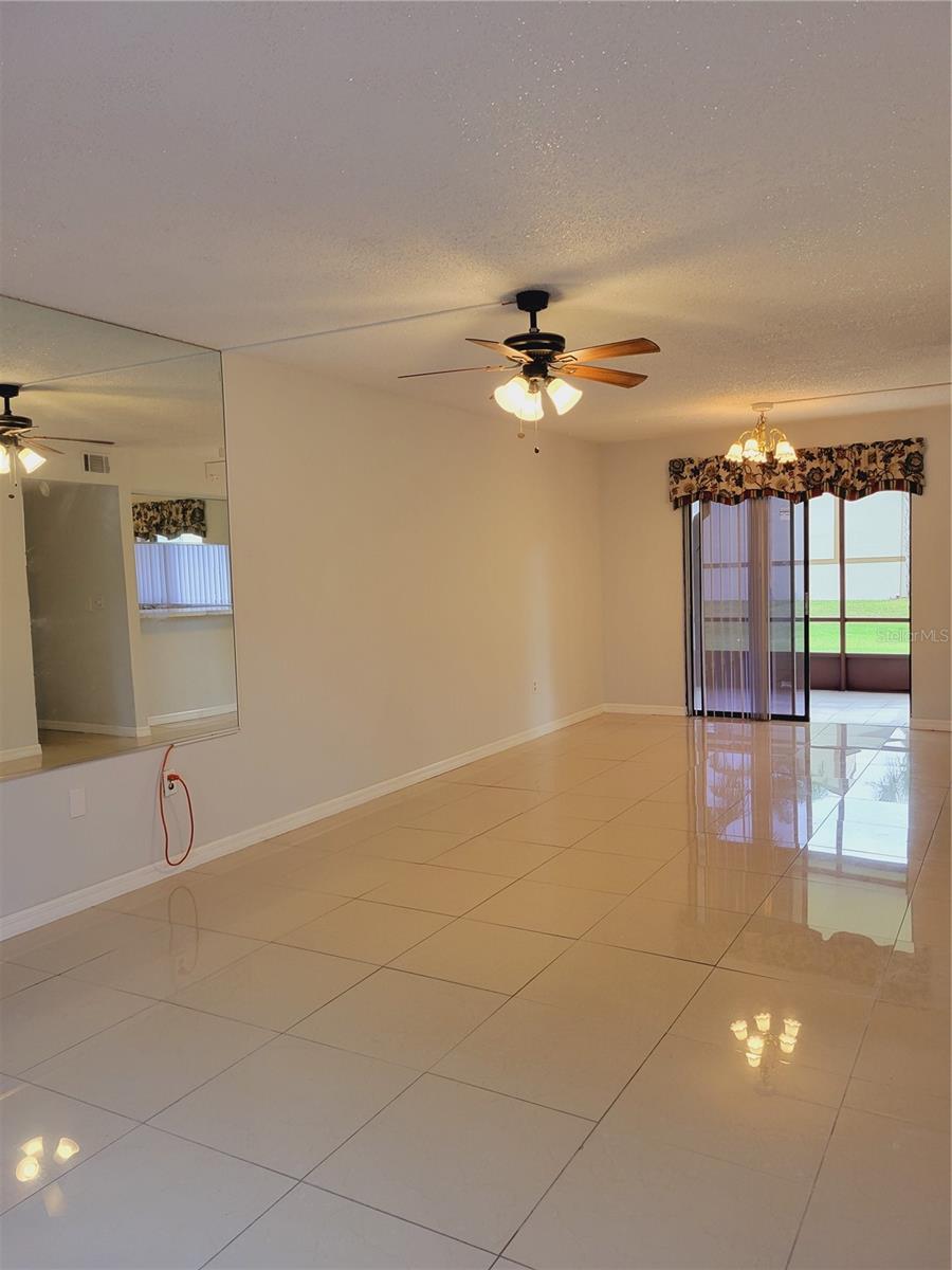 Image 4 of 33 For 9209 Seminole Boulevard 42