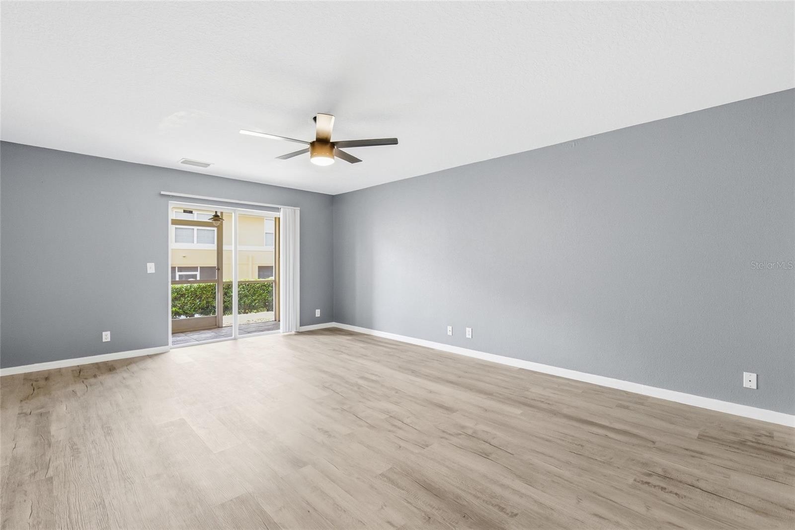 Image 11 of 34 For 208 Dragons Fire Place