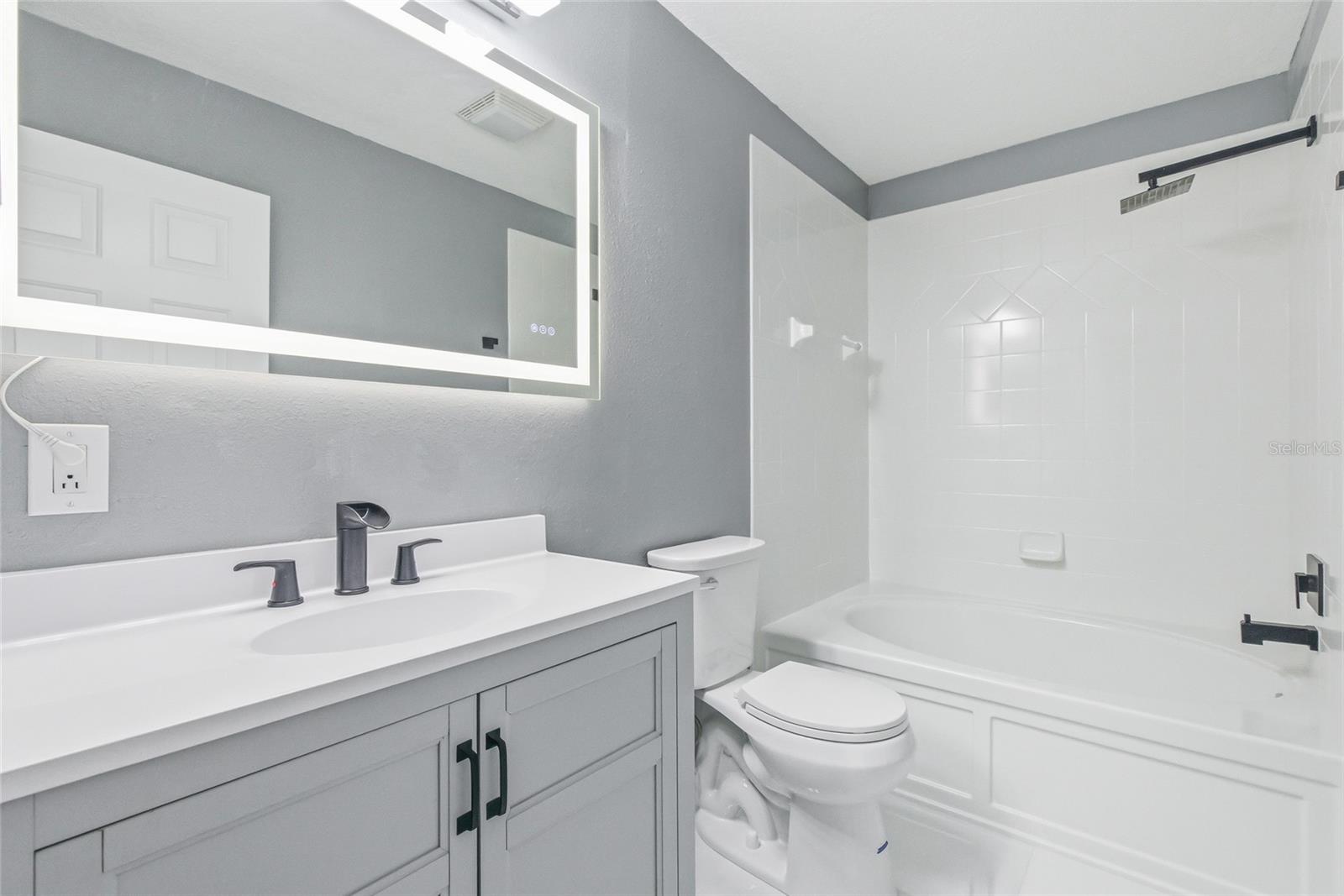 Image 19 of 34 For 208 Dragons Fire Place