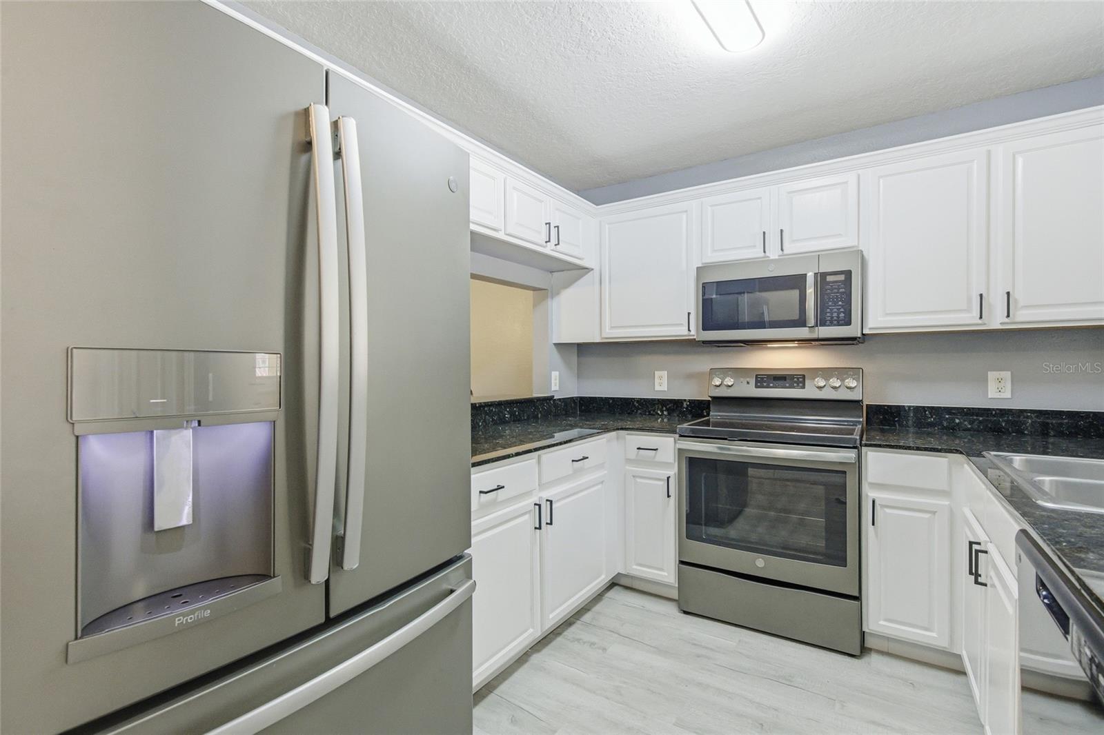 Image 3 of 34 For 208 Dragons Fire Place