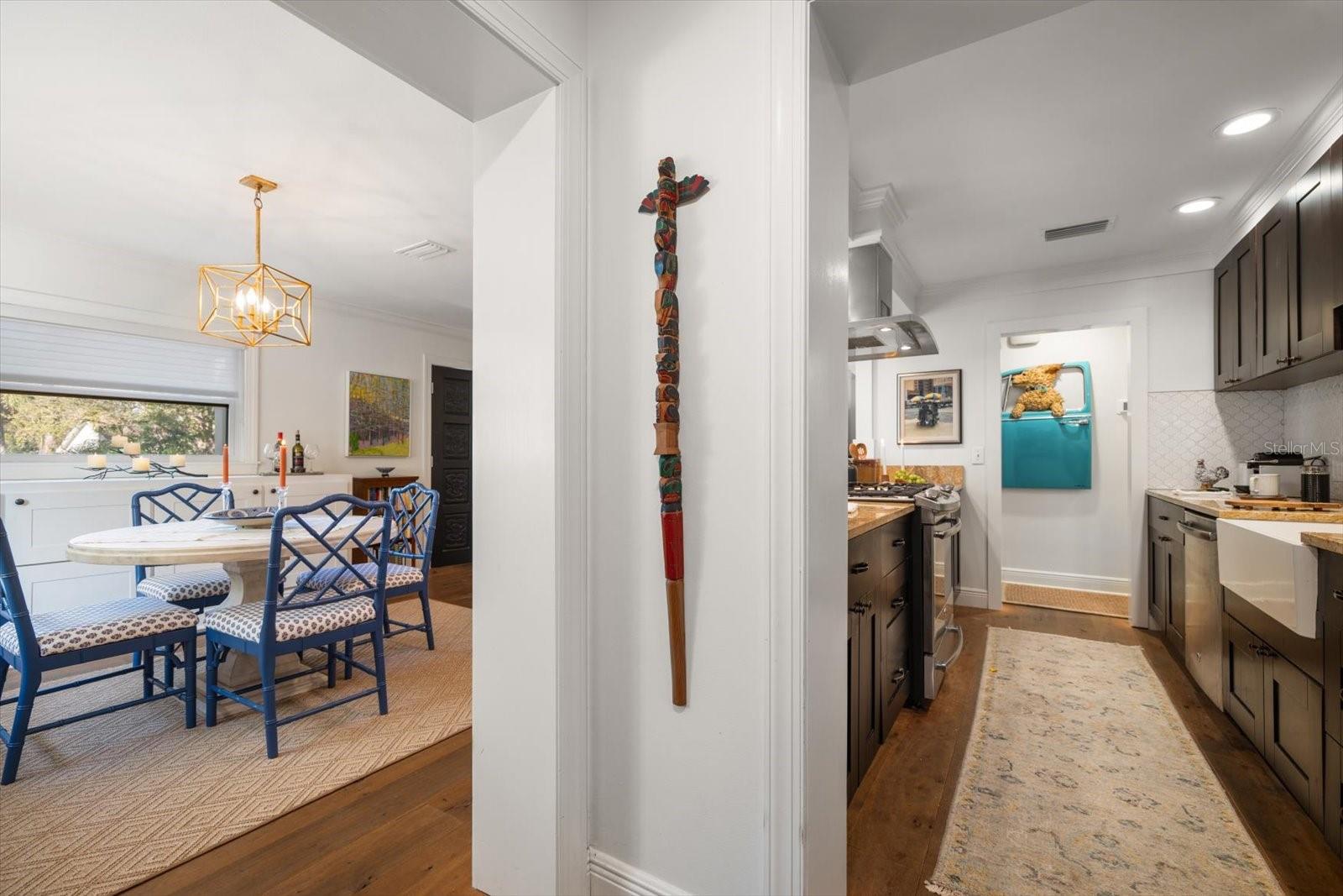 Image 14 of 43 For 409 Erie Avenue