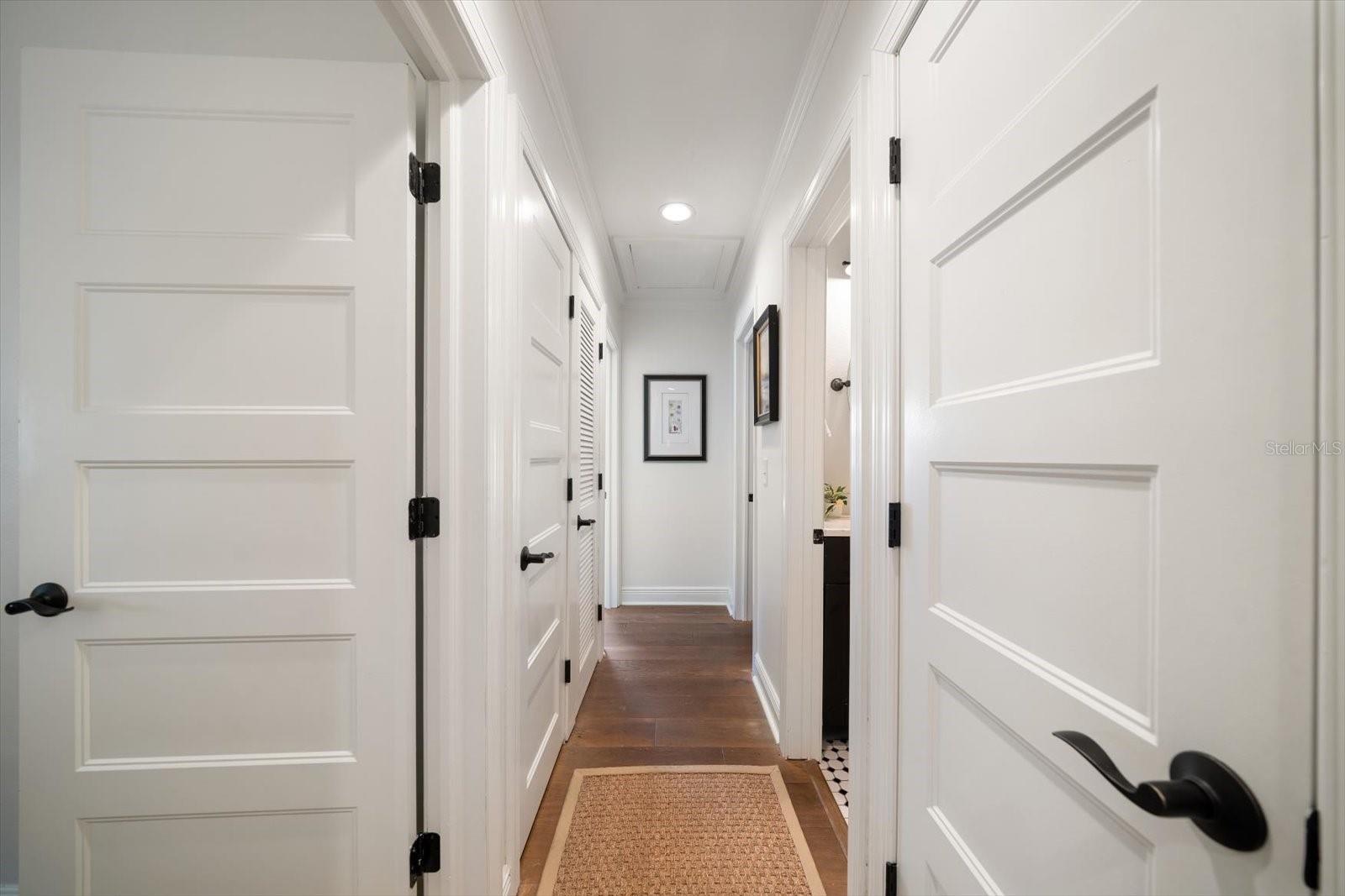 Image 22 of 43 For 409 Erie Avenue