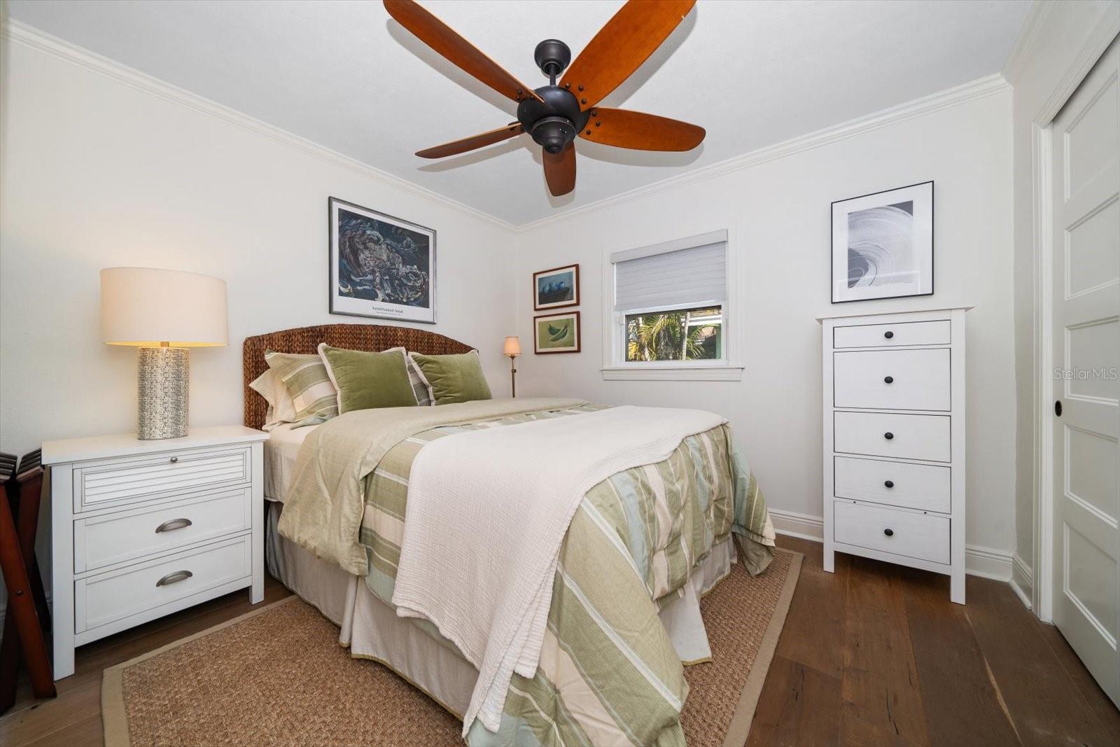 Image 25 of 43 For 409 Erie Avenue