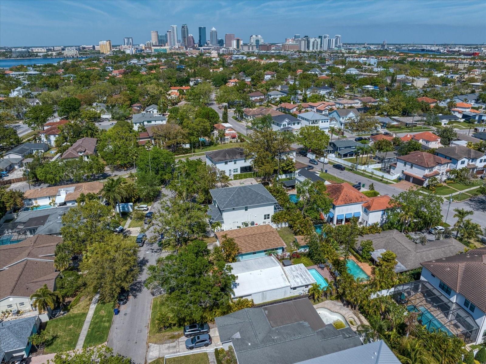 Image 42 of 43 For 409 Erie Avenue