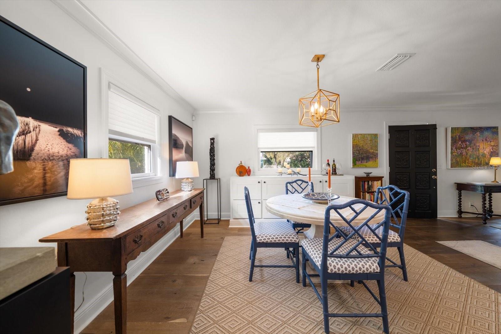 Image 5 of 43 For 409 Erie Avenue