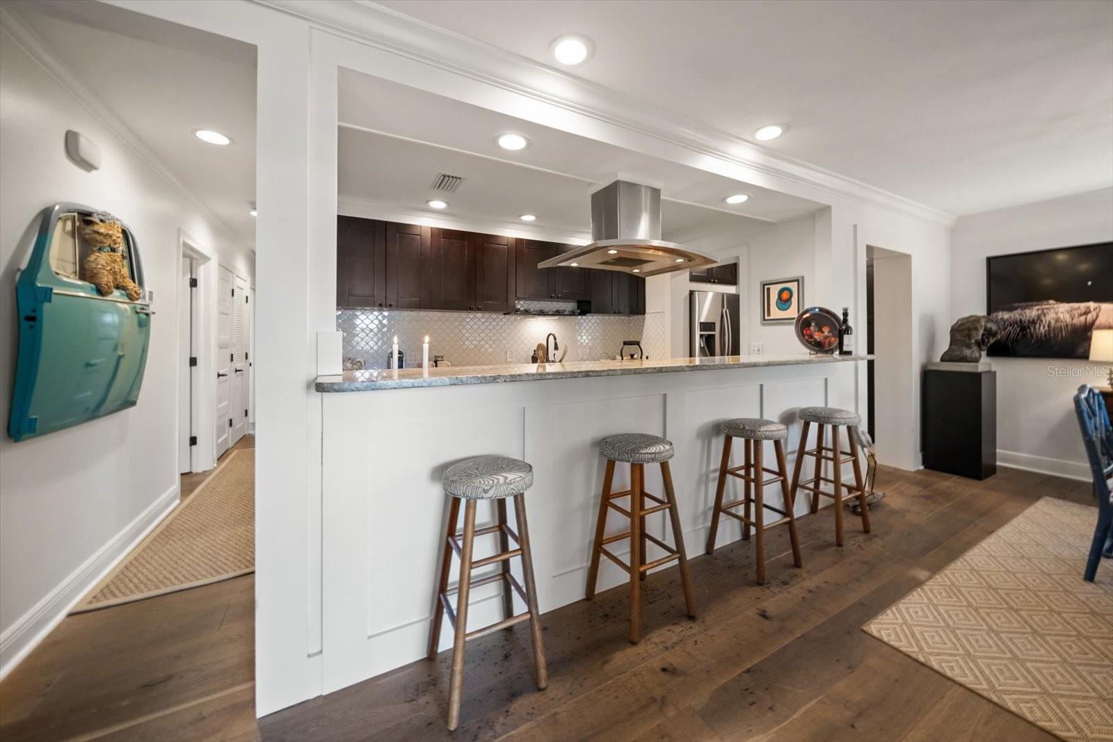 Image 8 of 43 For 409 Erie Avenue