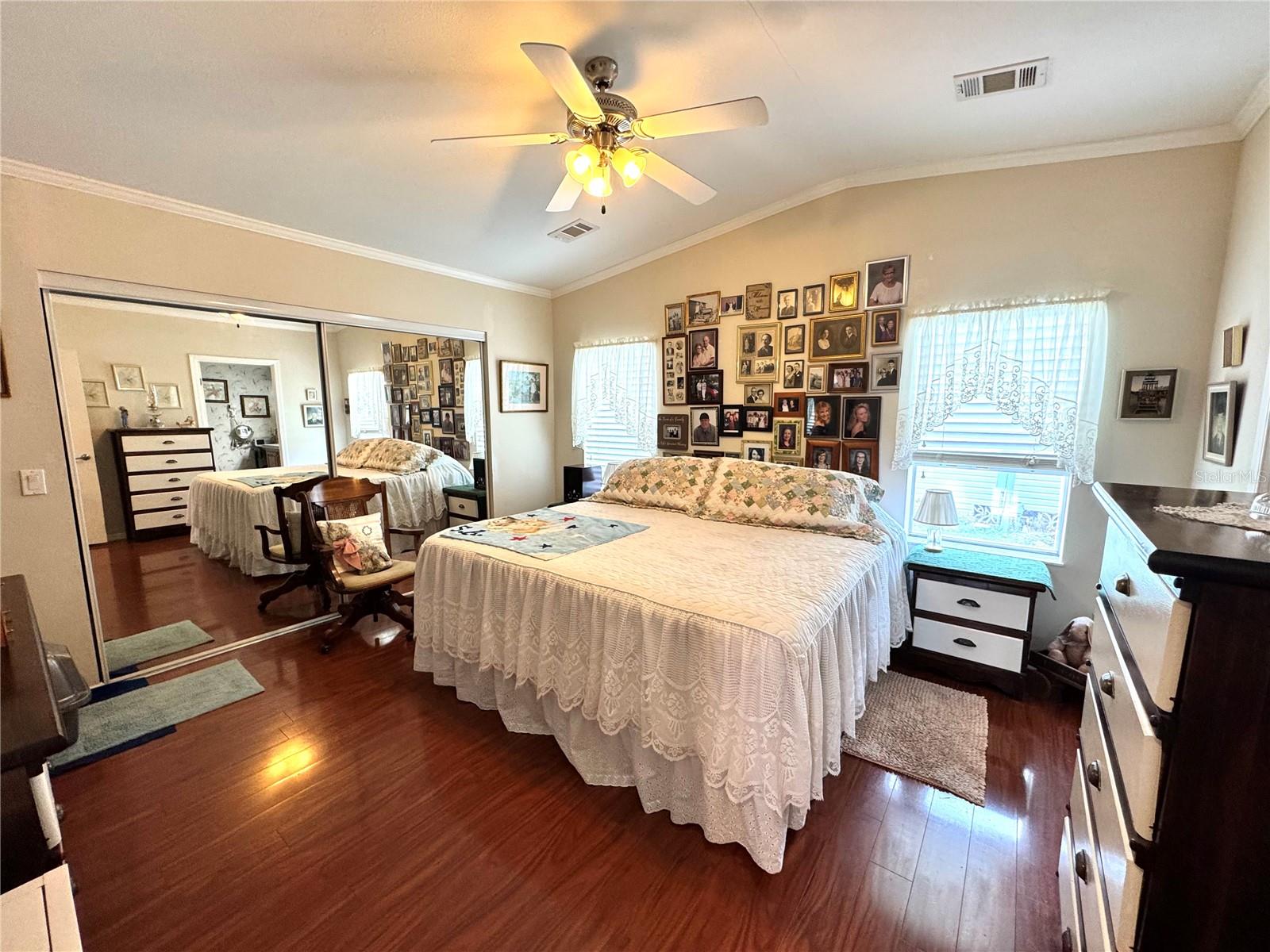 Image 16 of 36 For 420 49th Street E 153