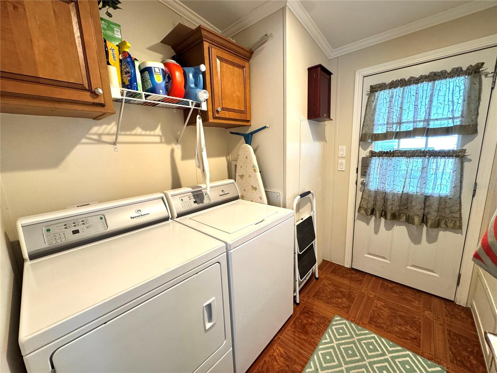 Image 19 of 36 For 420 49th Street E 153