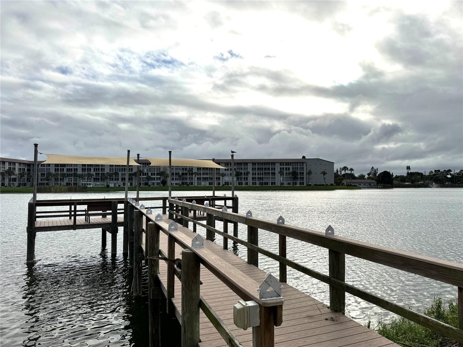 Image 30 of 37 For 3650 Lake Bayshore Drive K-316