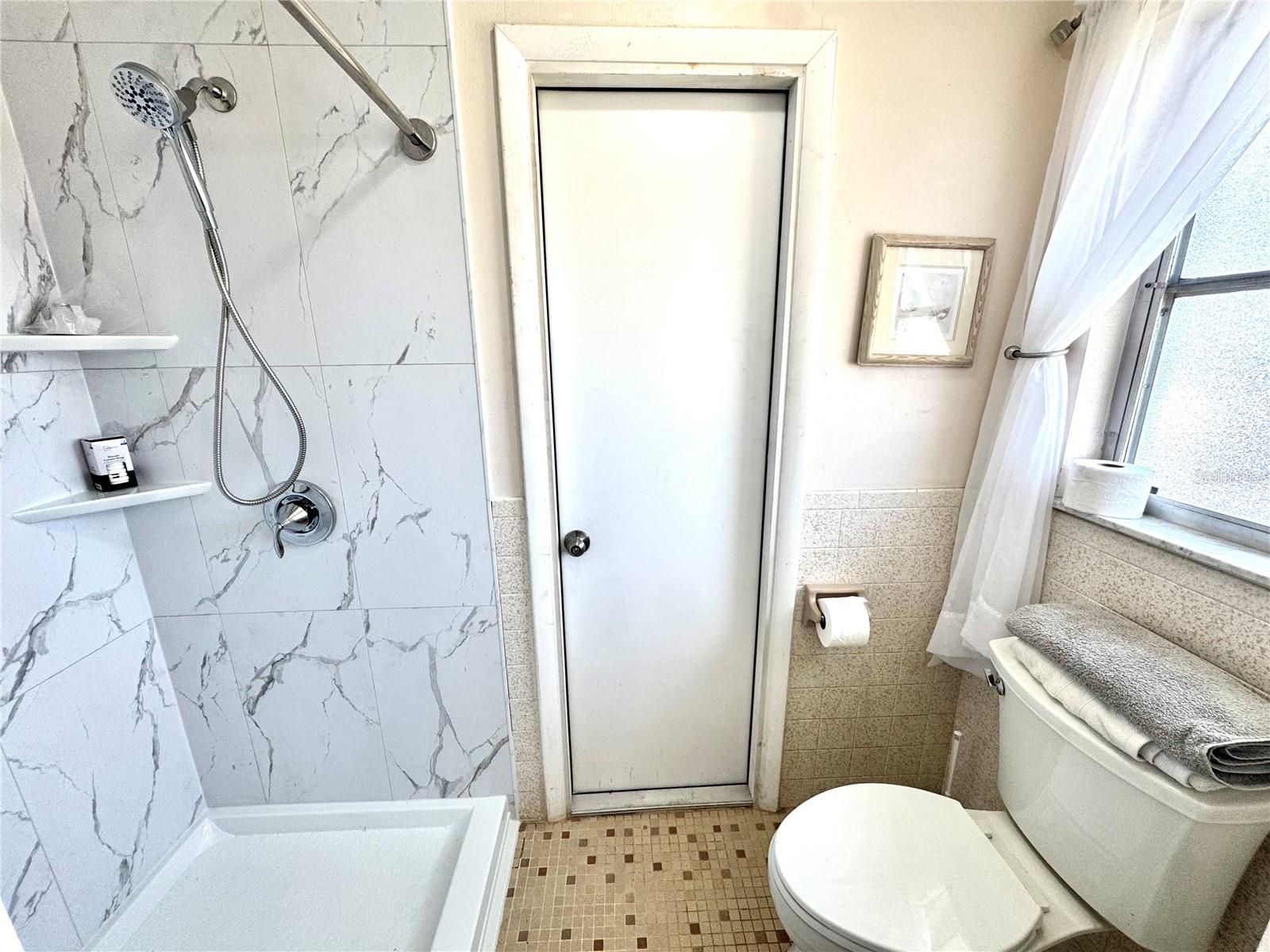 Image 15 of 26 For 1048 Porpoise Road