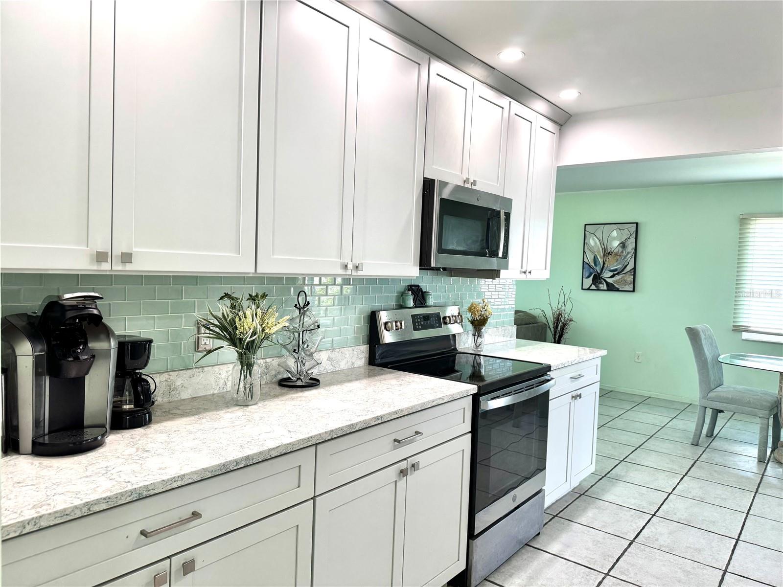 Image 3 of 26 For 1048 Porpoise Road