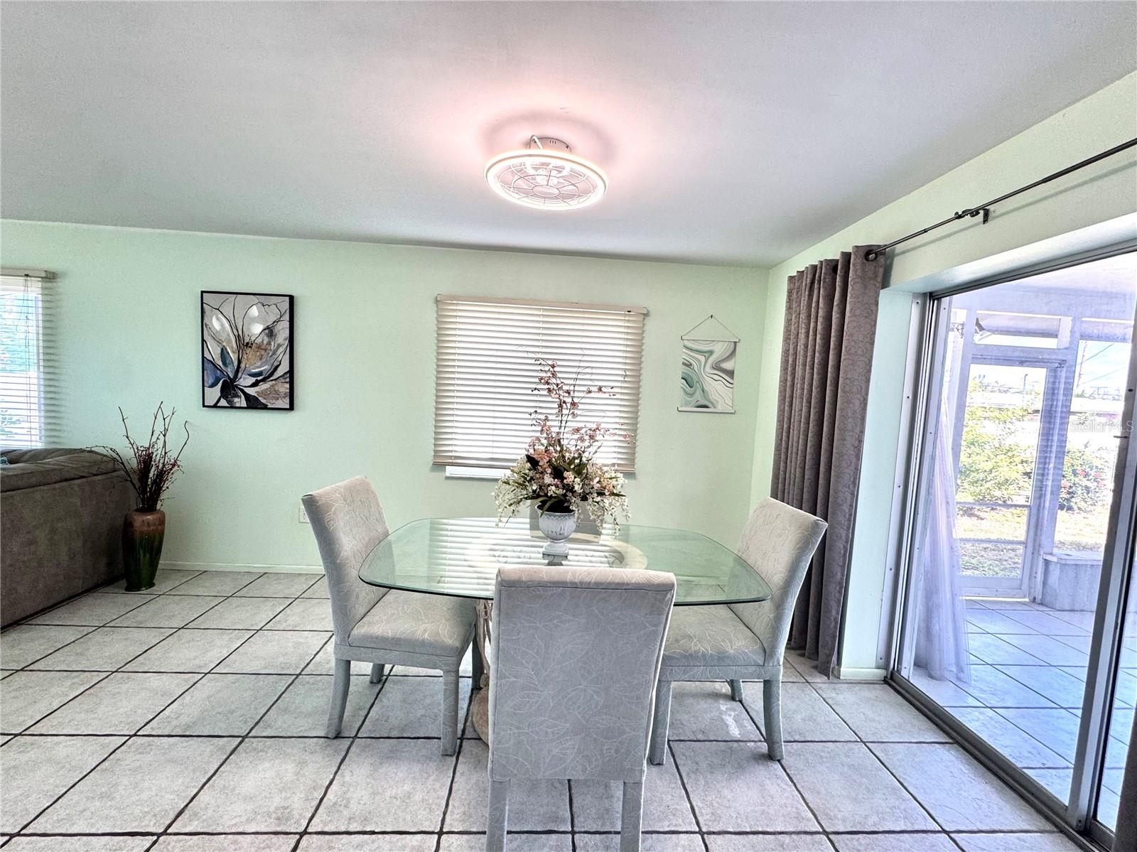 Image 5 of 26 For 1048 Porpoise Road