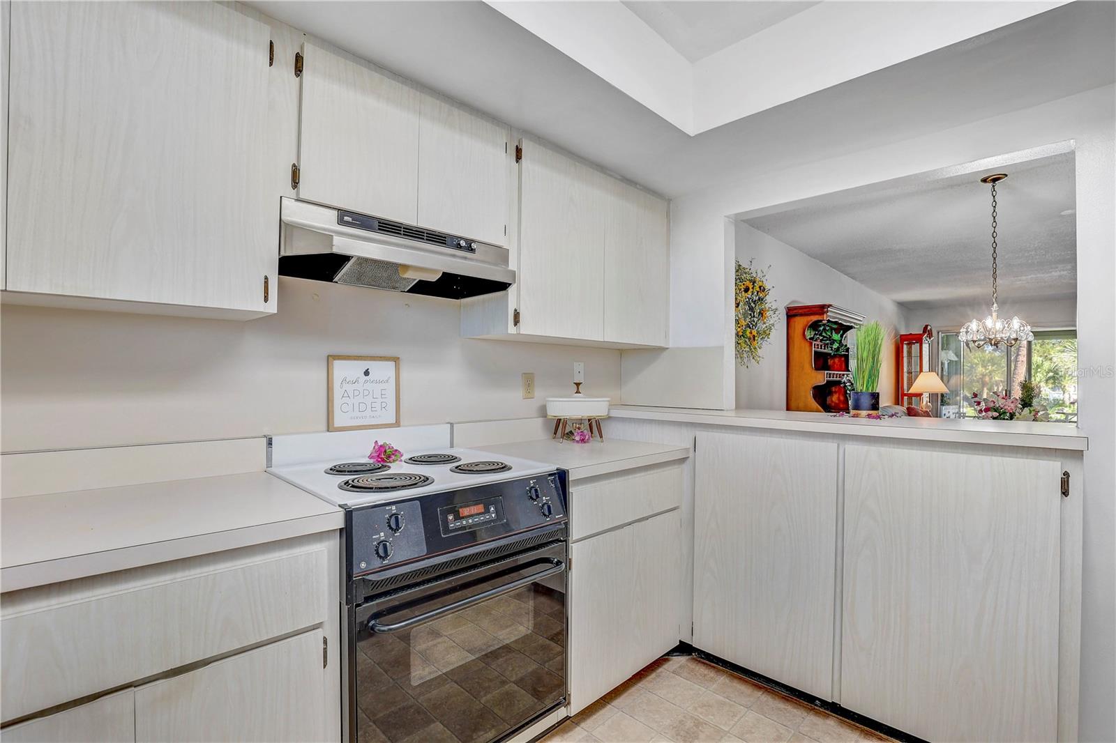 Image 11 of 37 For 6400 Flotilla Drive 15