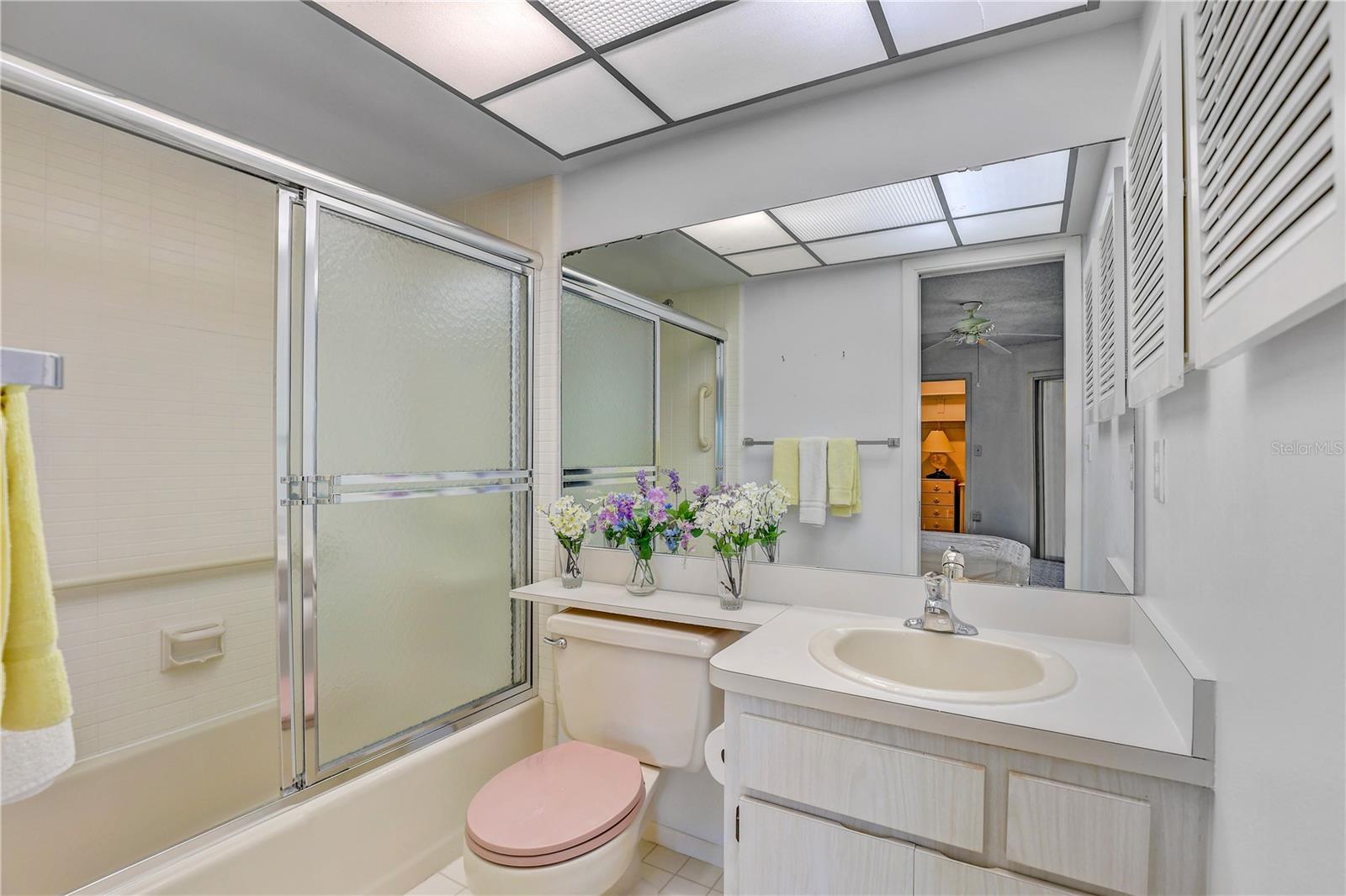 Image 16 of 37 For 6400 Flotilla Drive 15