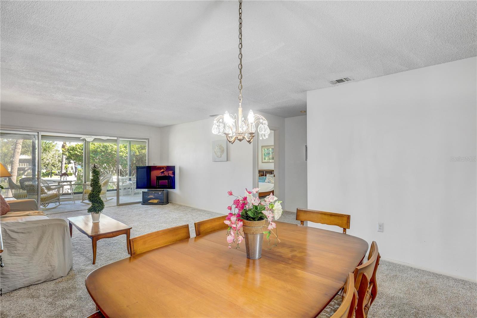 Image 6 of 37 For 6400 Flotilla Drive 15