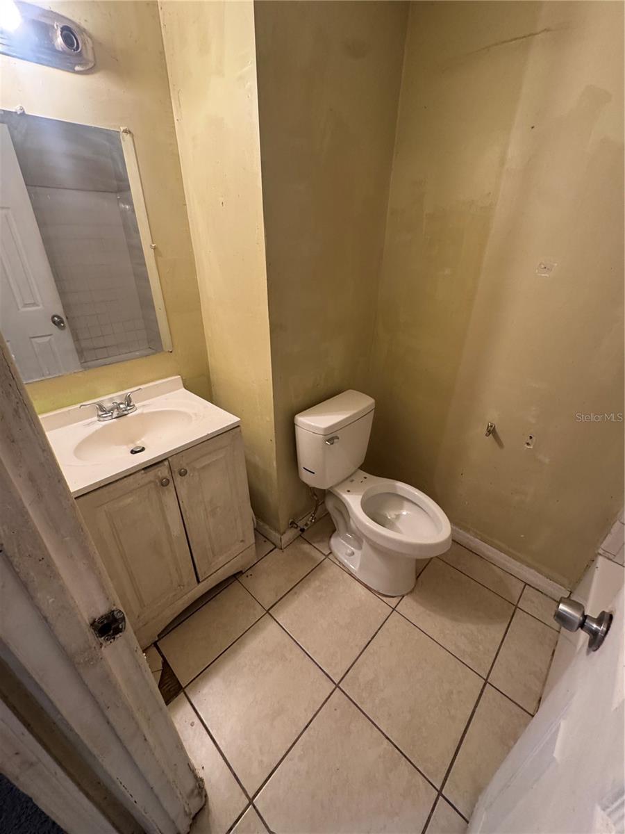 Image 14 of 32 For 7204 Cayuga Street