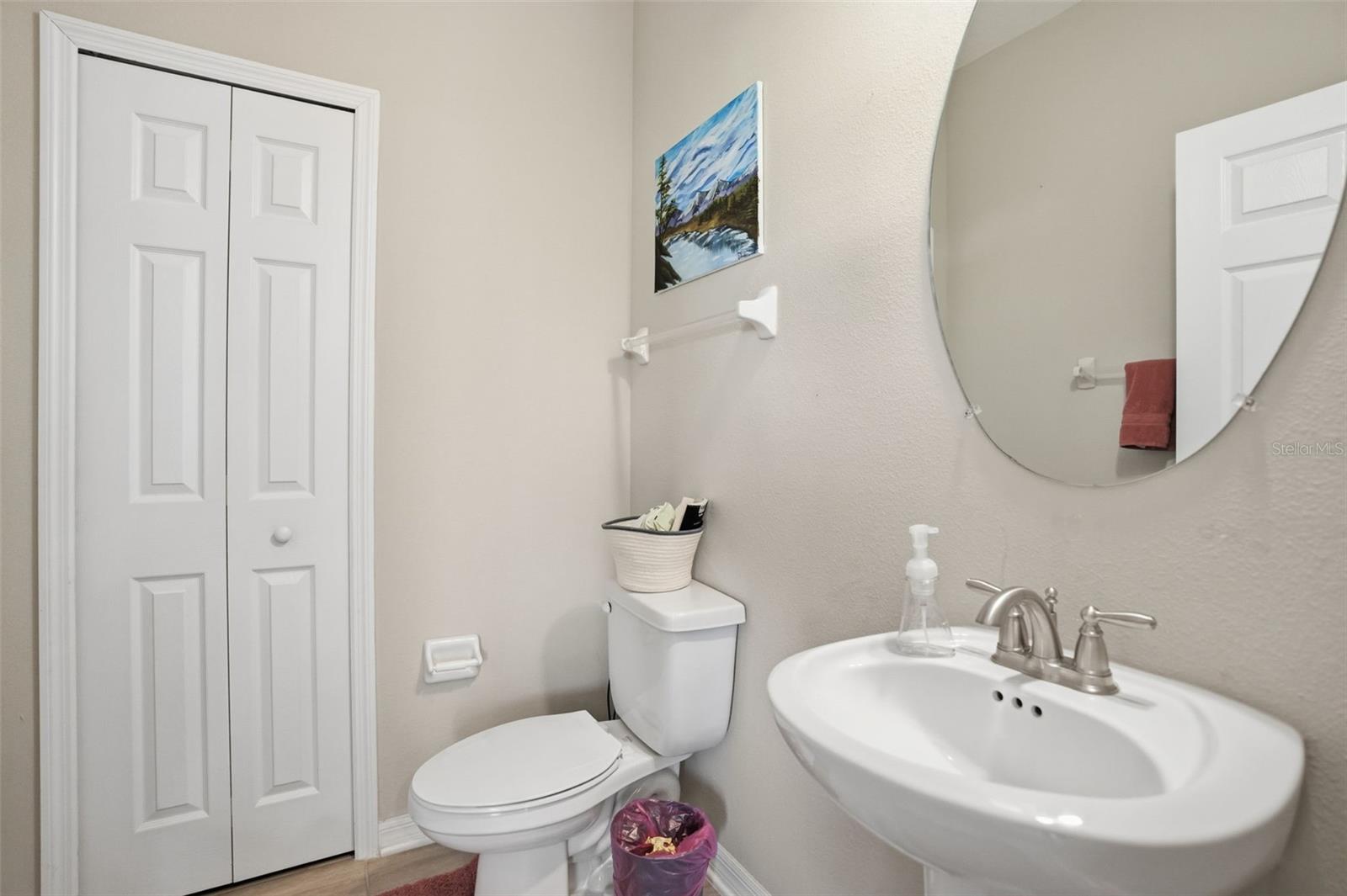Listing photo id 20 for 18313 Porfirio Place