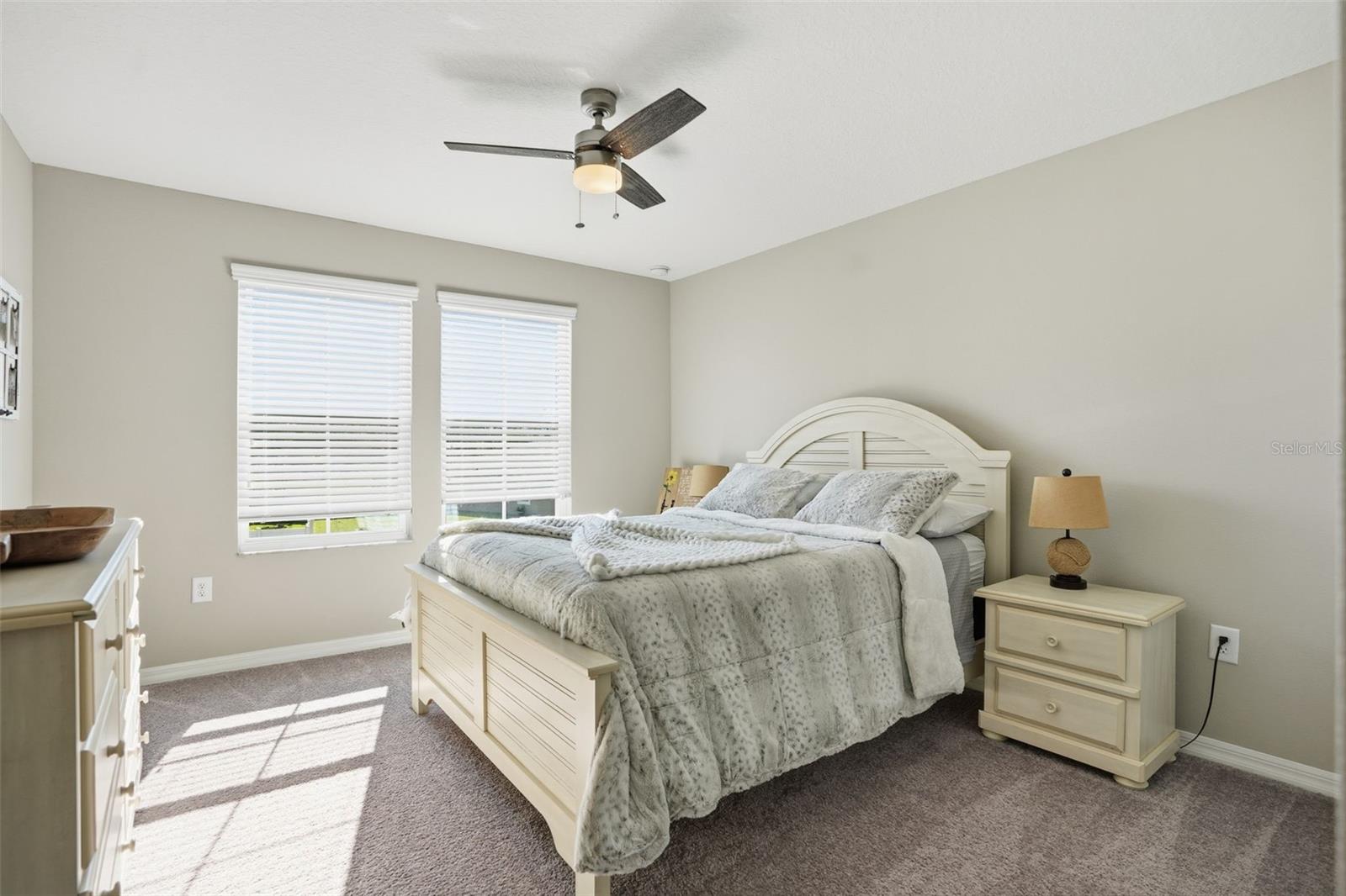 Listing photo id 36 for 18313 Porfirio Place