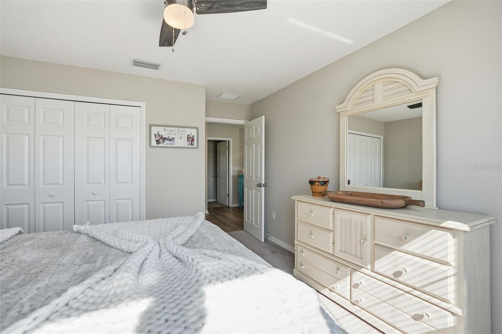 Listing photo id 37 for 18313 Porfirio Place