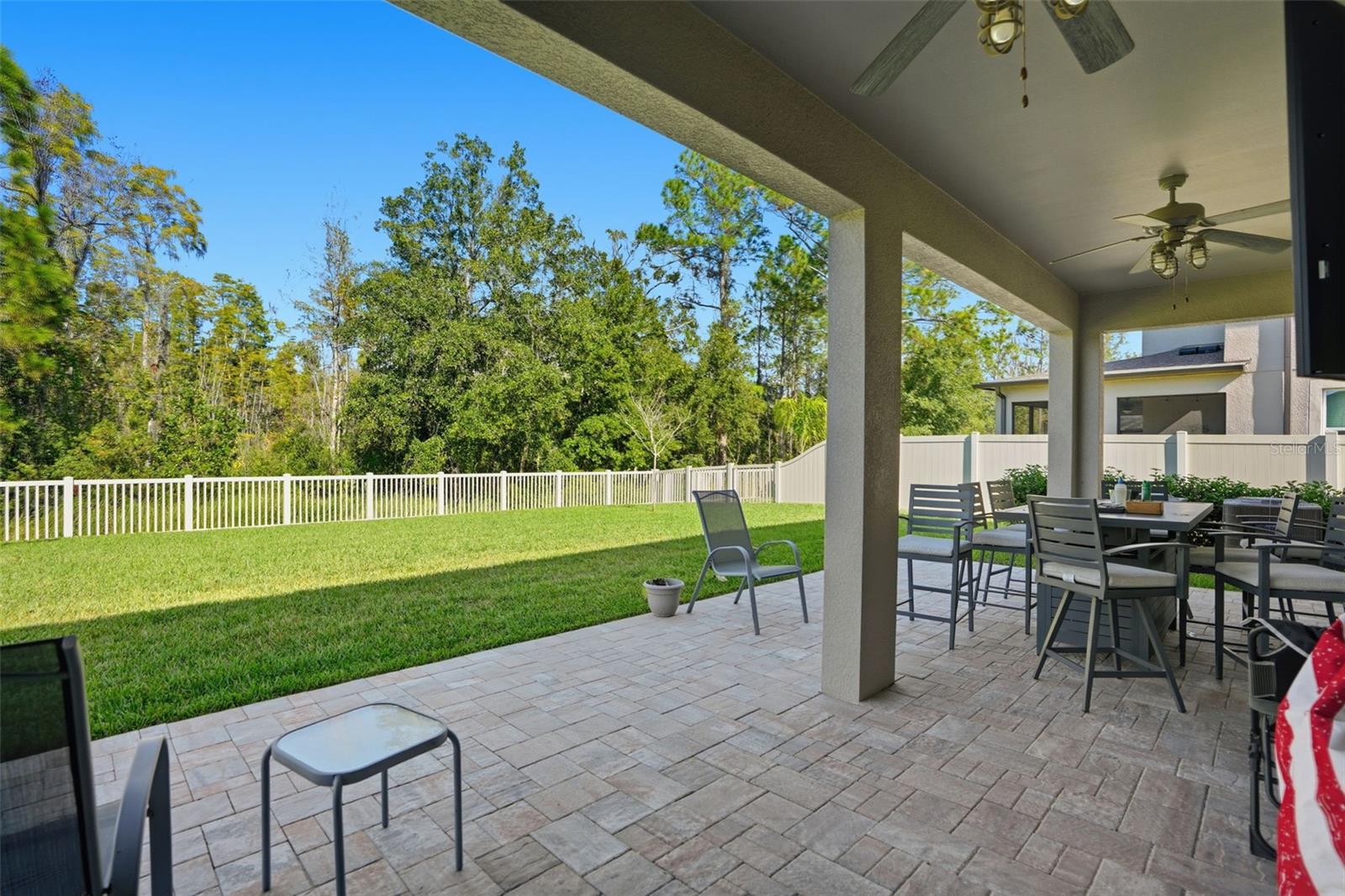 Listing photo id 41 for 18313 Porfirio Place