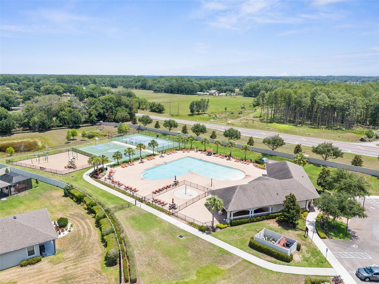 Listing photo id 56 for 18313 Porfirio Place