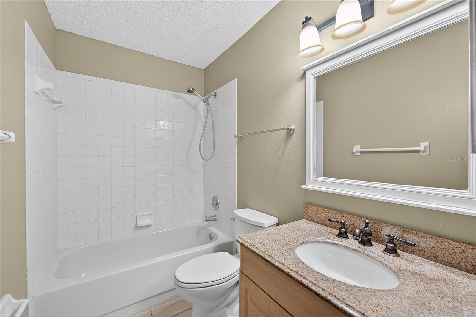 Image 16 of 31 For 4209 Brentwood Park Circle