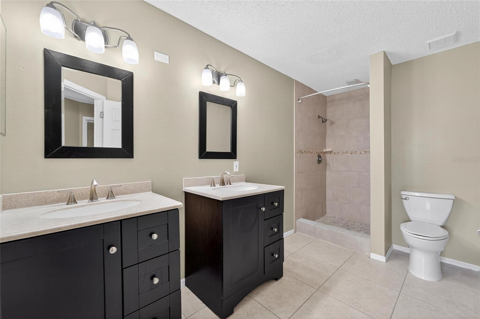 Image 24 of 31 For 4209 Brentwood Park Circle