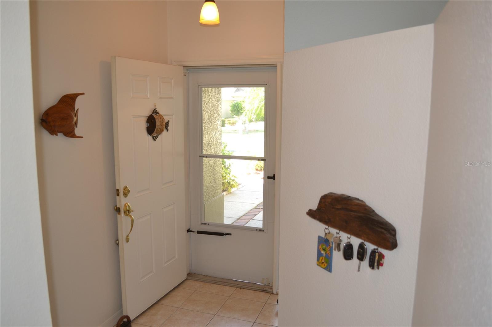 Image 6 of 68 For 11135 Kapok Grand Circle