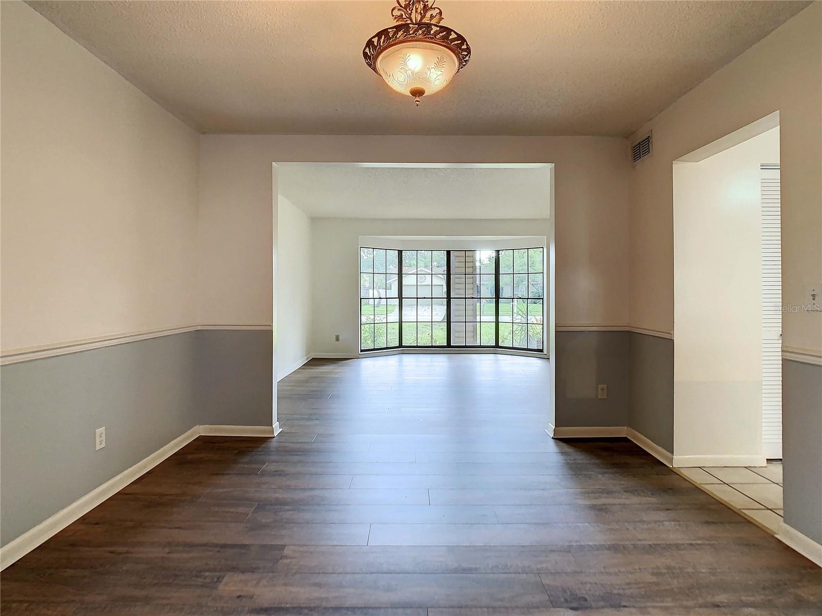 Image 19 of 74 For 15616 Cashmere Lane