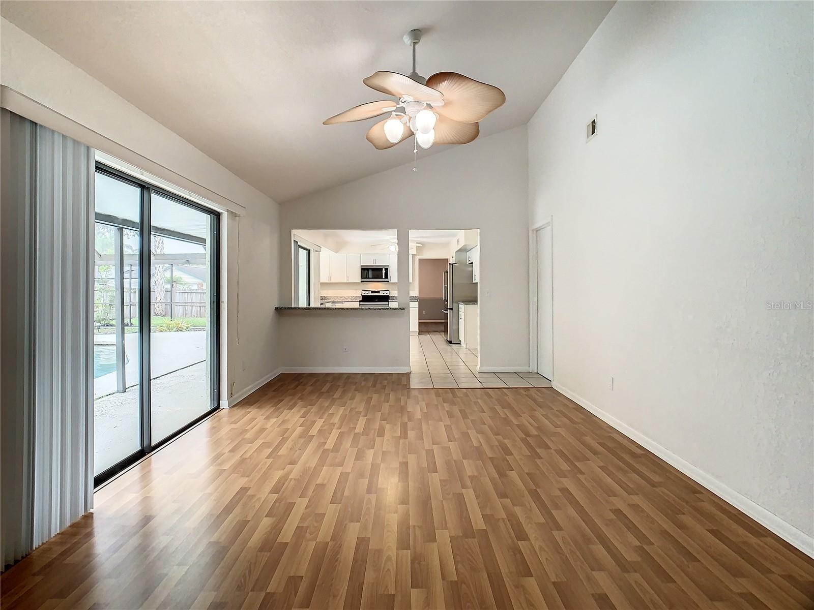Image 27 of 74 For 15616 Cashmere Lane