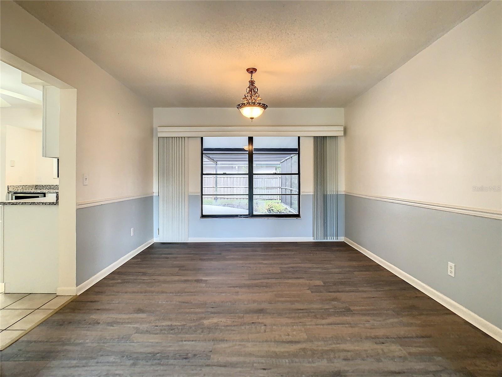 Image 32 of 74 For 15616 Cashmere Lane