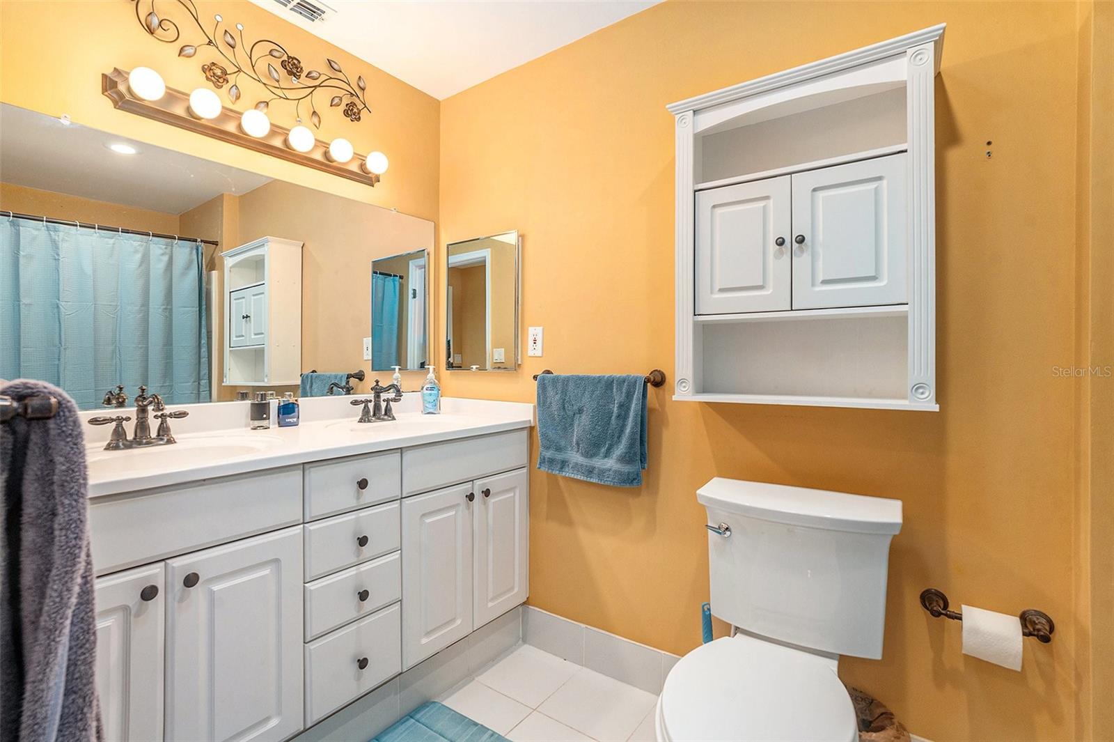 Image 14 of 30 For 9738 Ray Street