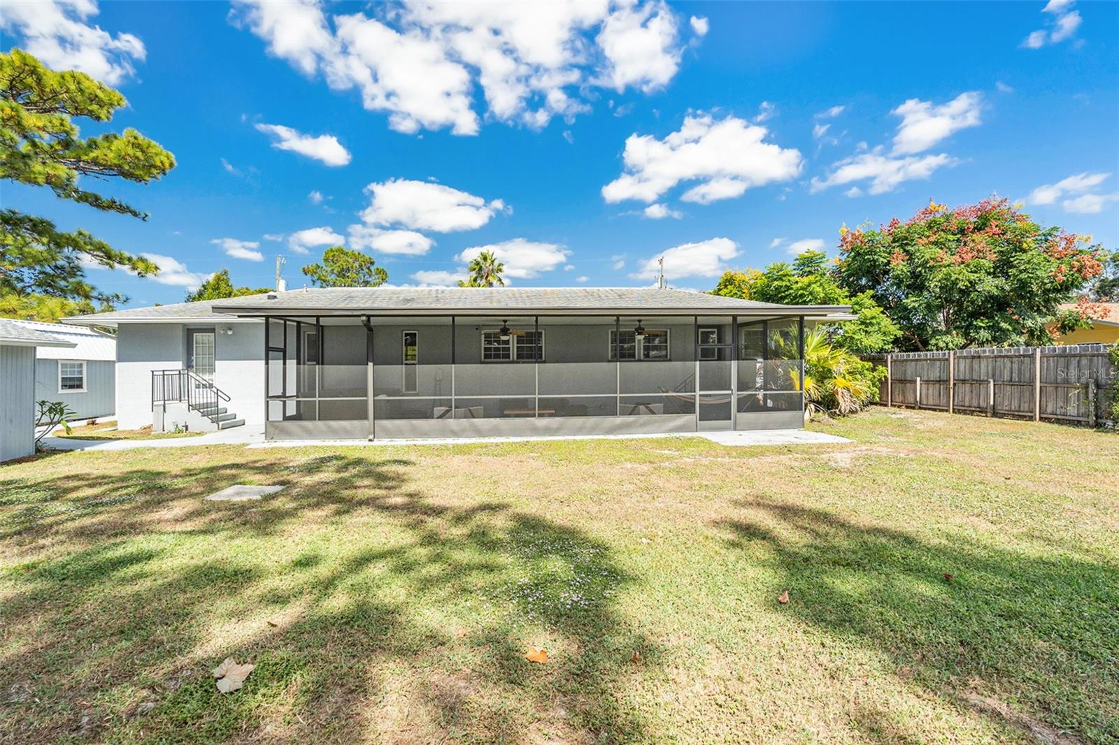 Image 27 of 30 For 9738 Ray Street