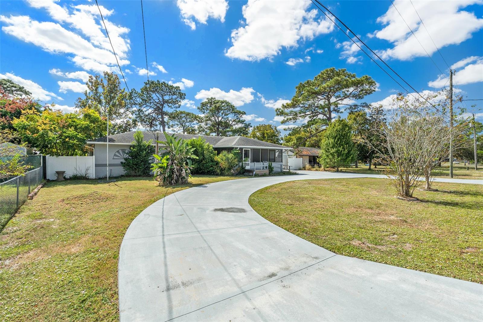 Image 3 of 30 For 9738 Ray Street