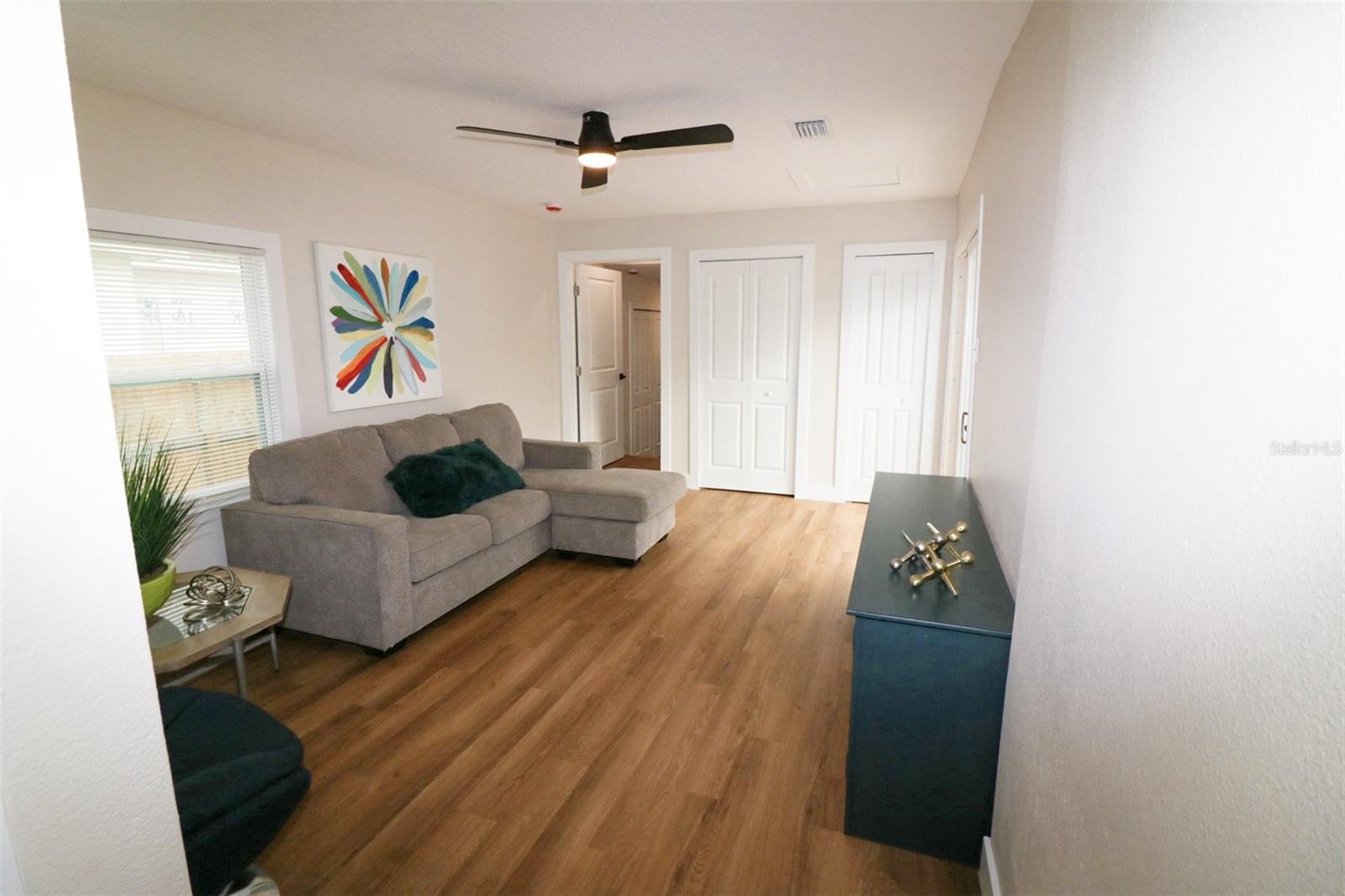 Image 15 of 60 For 918 Lambright Street