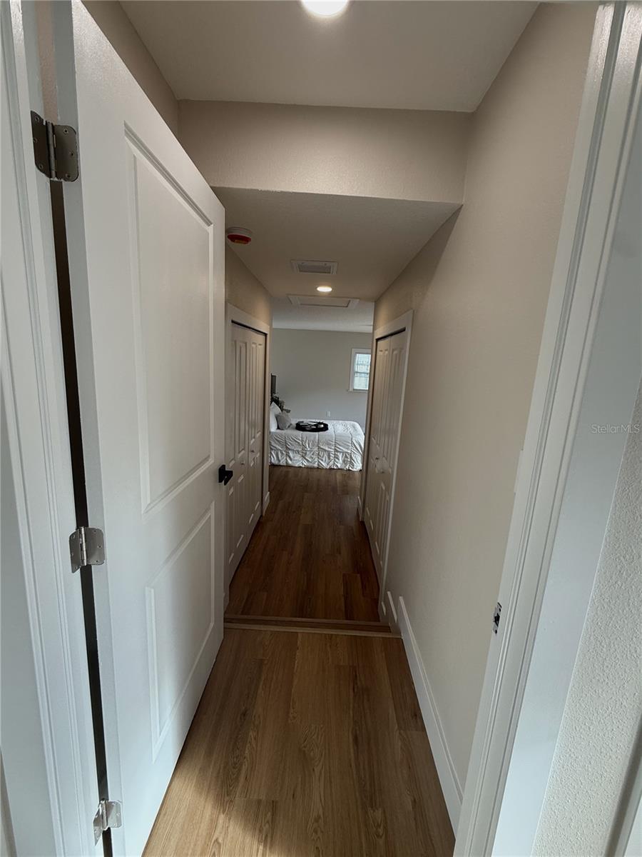 Image 20 of 60 For 918 Lambright Street