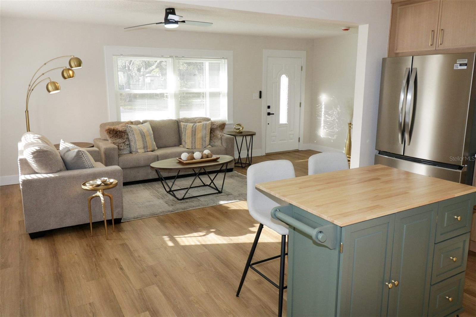 Image 4 of 60 For 918 Lambright Street