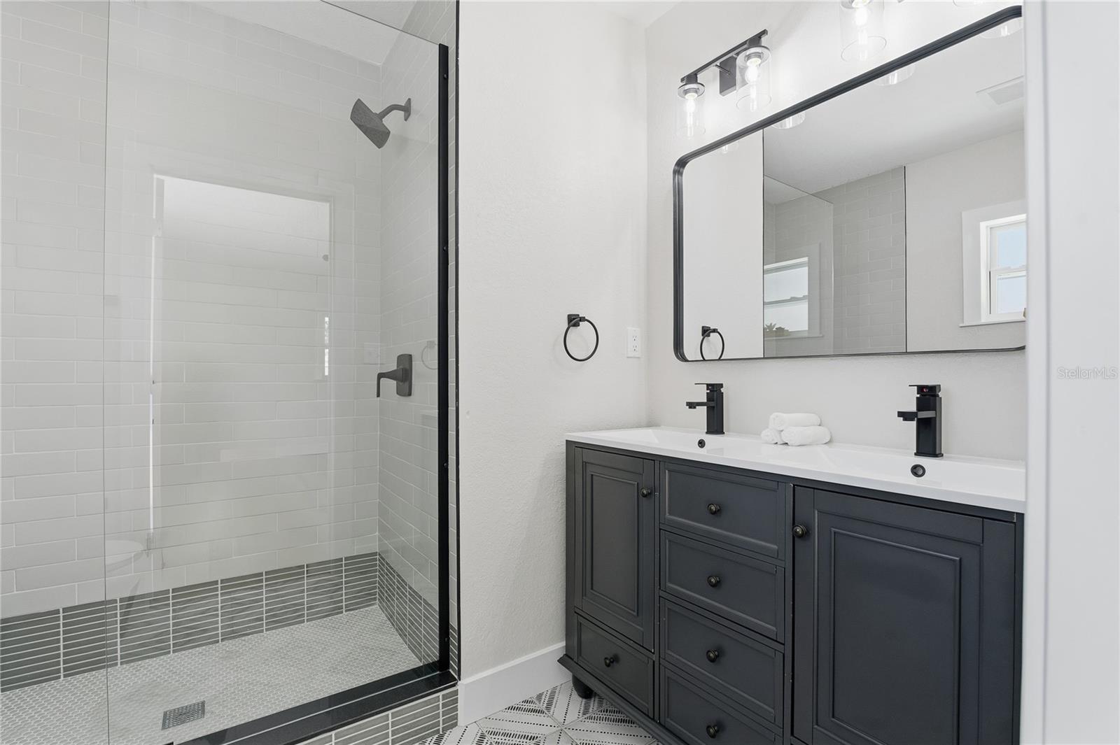 Image 49 of 60 For 918 Lambright Street