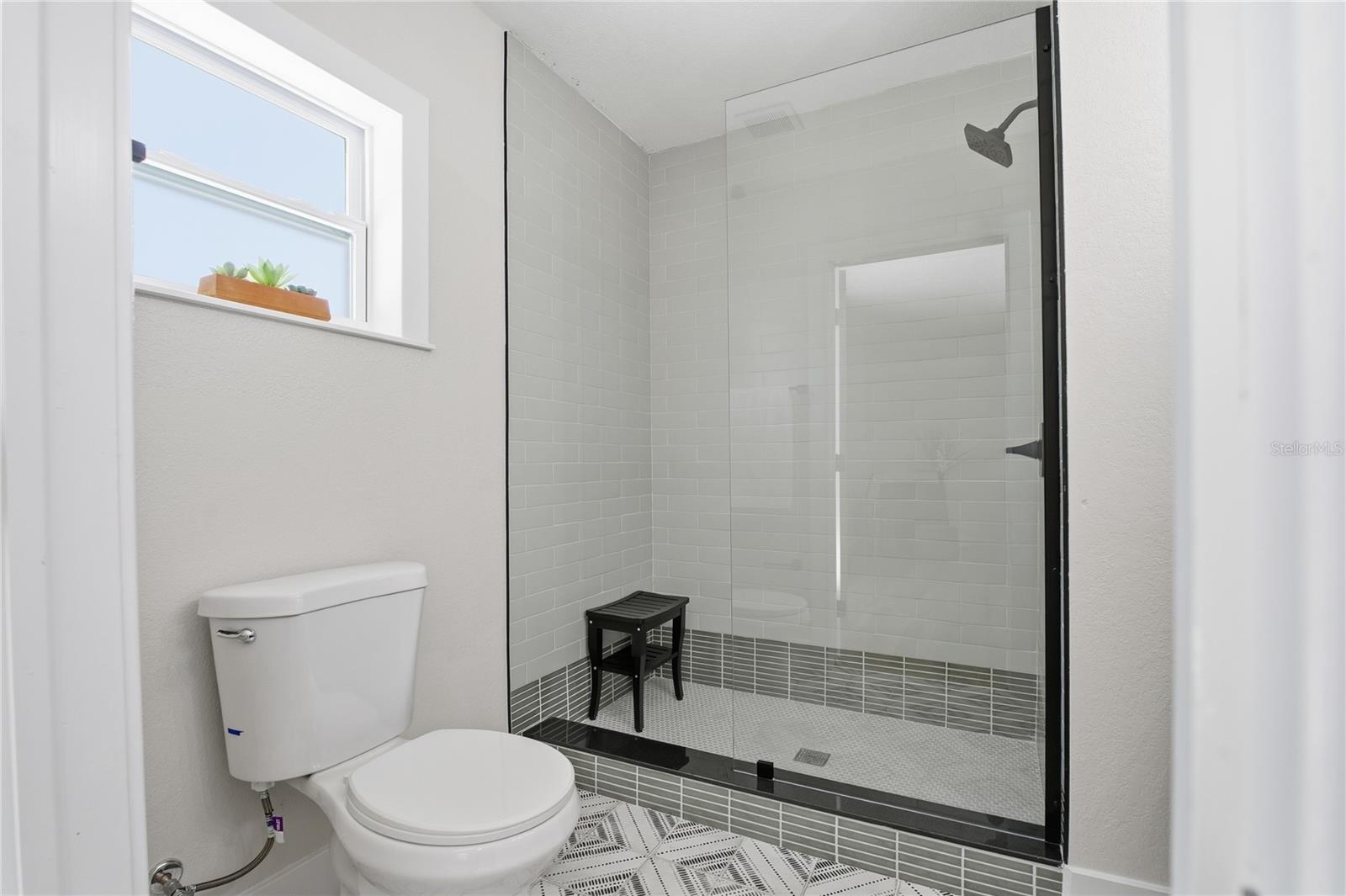 Image 51 of 60 For 918 Lambright Street