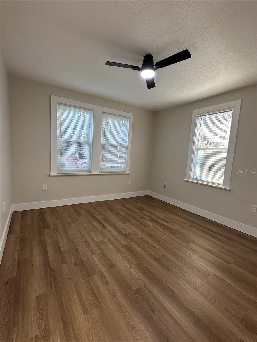 Image 8 of 60 For 918 Lambright Street