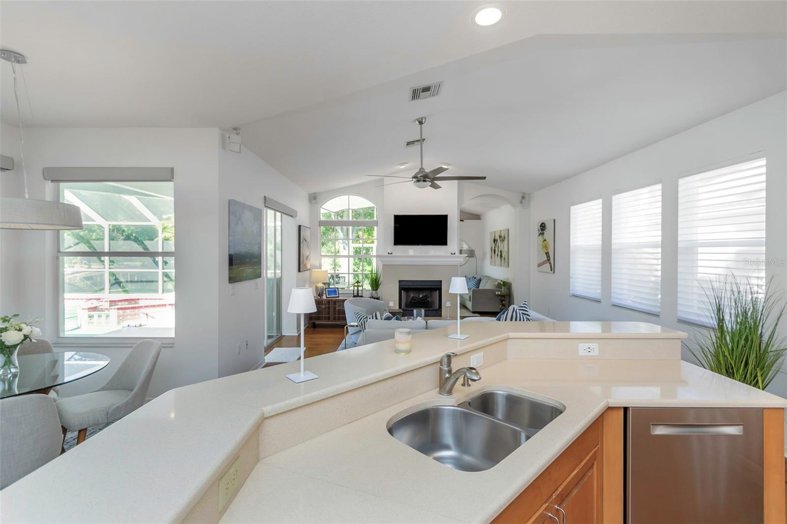 Image 10 of 51 For 1130 Kings Way Lane