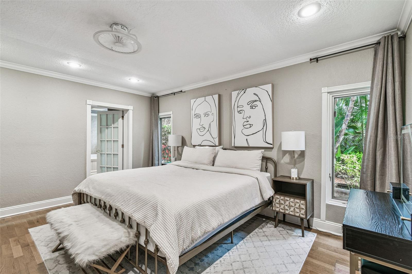 Listing photo id 25 for 207 Willowick Avenue